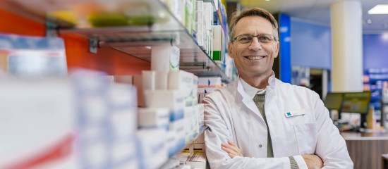 CMV Médiforce vient de dévoiler les résultats pour 2021 de sa 2 édition de l’étude des cessions de Pharmacies. Elle montre que les pharmacies ont globalement bien résisté à la crise et ont su attirer des acquéreurs.