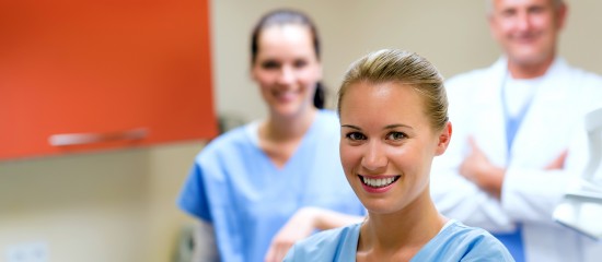 Vers un statut d’infirmière praticienne en soins de premiers recours ?