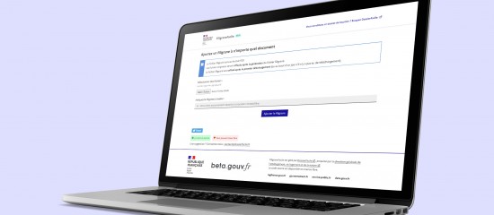 Le gouvernement vient de lancer Filigrane.beta.gouv.fr, un site qui permet d’apposer un filigrane sur des documents sensibles afin d’éviter les usurpations d’identité et leurs conséquences souvent désastreuses pour les victimes.