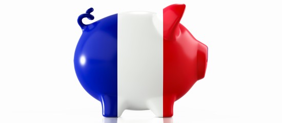 Selon une étude récente de la Banque de France, le niveau d’épargne des ménages en France a connu une légère baisse en 2022 par rapport à l’année précédente, passant de 161,1 à 158,7 milliards d’euros.