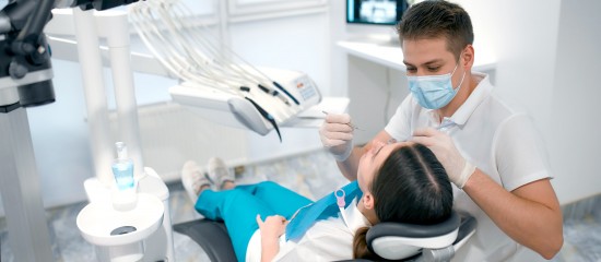Dentistes : une nouvelle convention à partir du 25 août - Une nouvelle convention dentaire va entrer en vigueur pour la période 2023-2028. Elle conserve l’architecture principale de l’ancienne convention